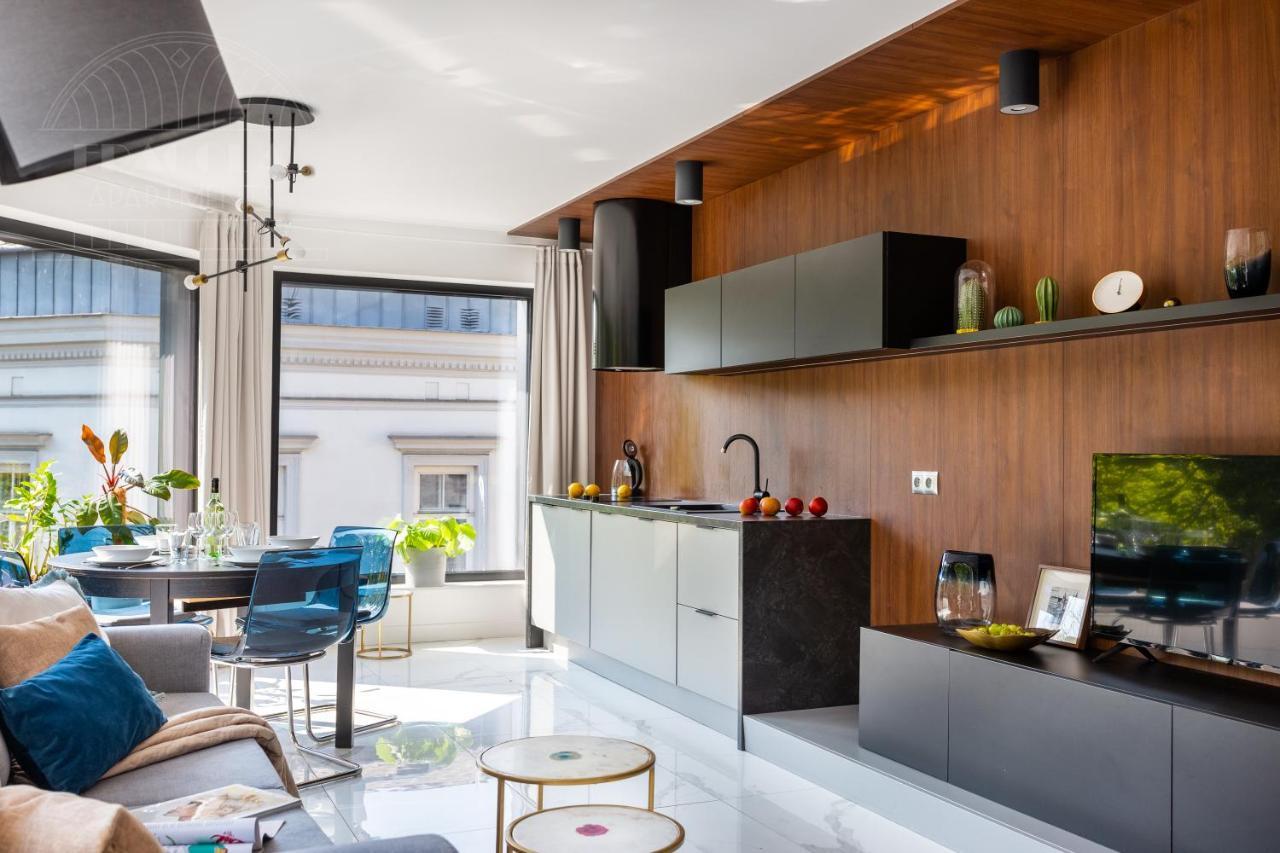 Modern View Of Planty Park Apartamento Cracóvia Exterior foto
